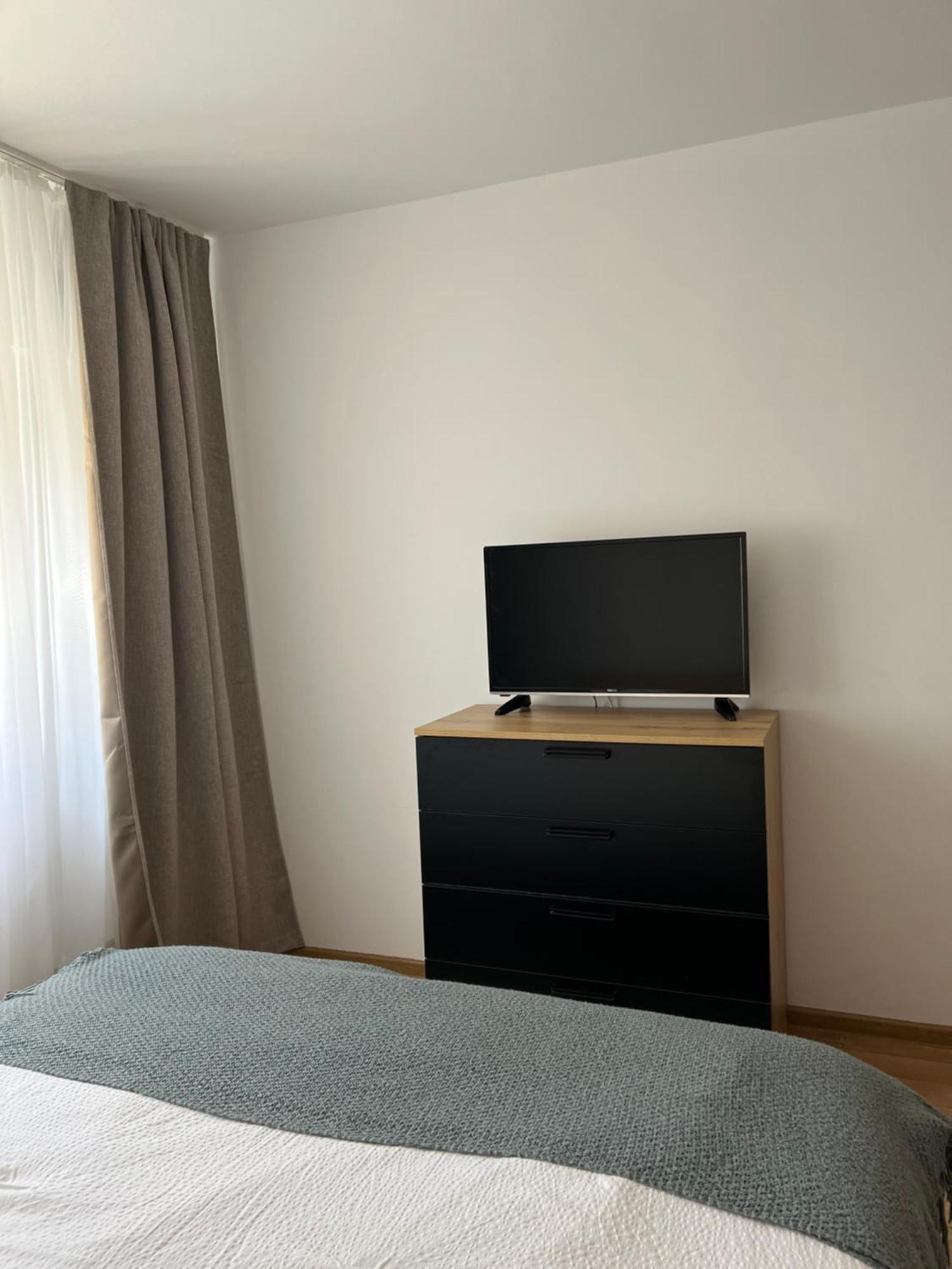 Apartament Centru Ramnicu Valcea Exterior photo